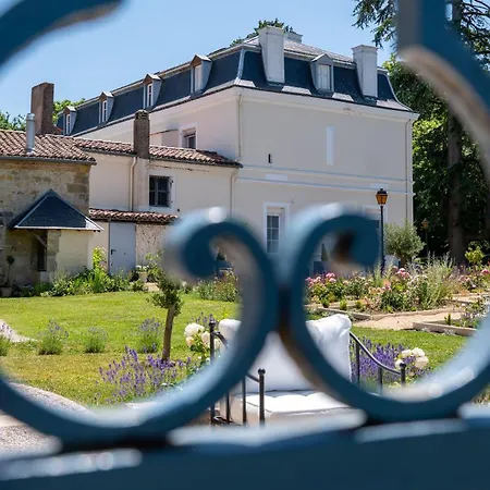 Luxury De Chateau Mirabel - Latour - With Saltwater Swimming Pool And Ac * Puylaurens