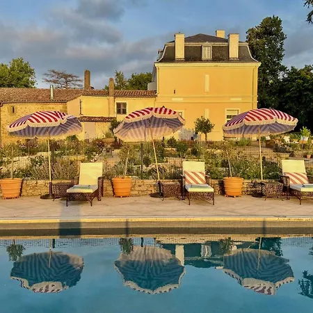 Luxury De Chateau Mirabel - Latour - With Saltwater Swimming Pool And Ac Dom wakacyjny