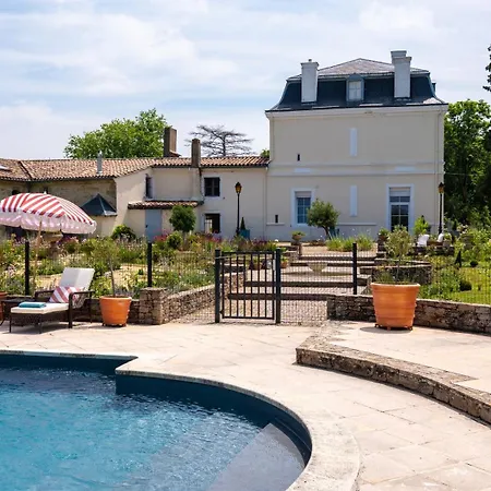 Luxury De Chateau Mirabel - Latour - With Saltwater Swimming Pool And Ac